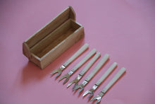 Load image into Gallery viewer, Set of 6 Alpaca Forks in Wooden Box
